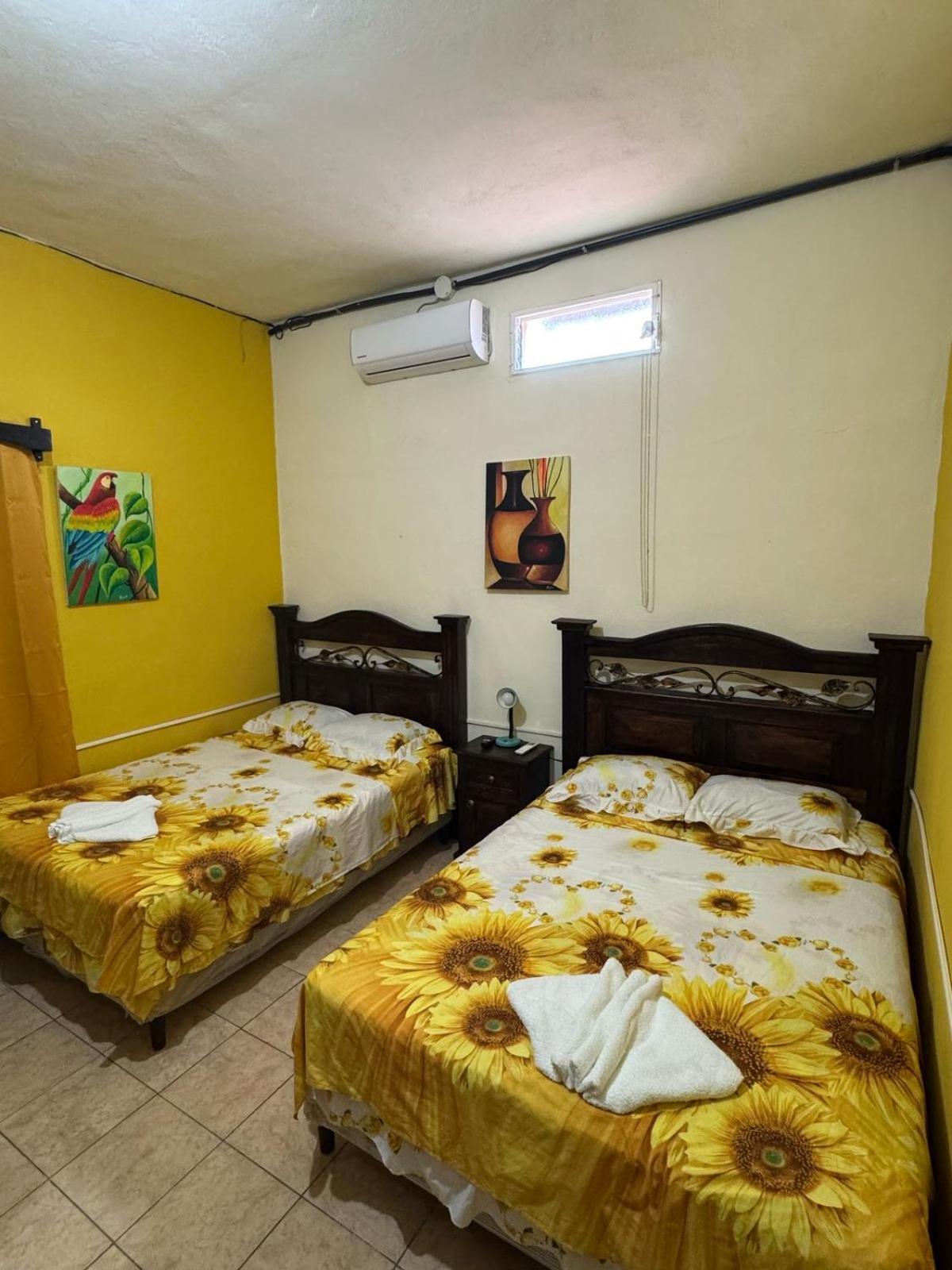 Casa Maya Itza Flores Zewnętrze zdjęcie