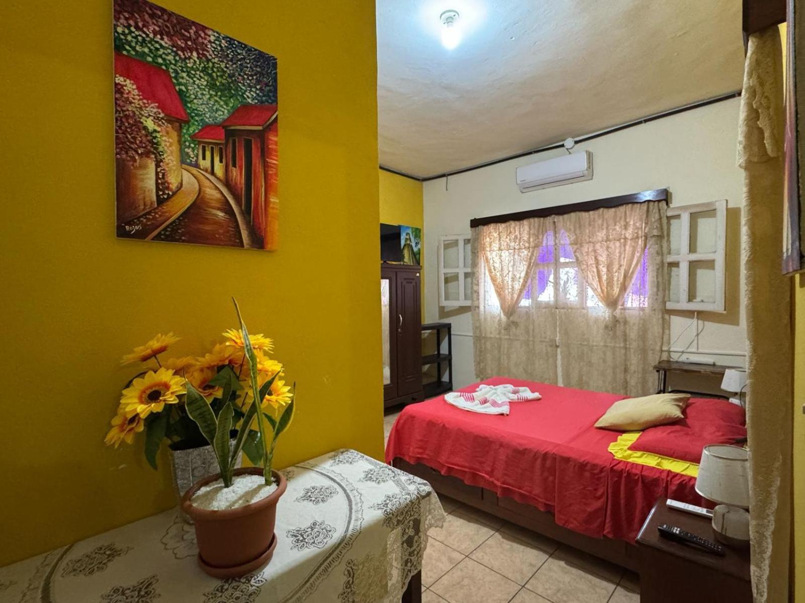 Casa Maya Itza Flores Zewnętrze zdjęcie